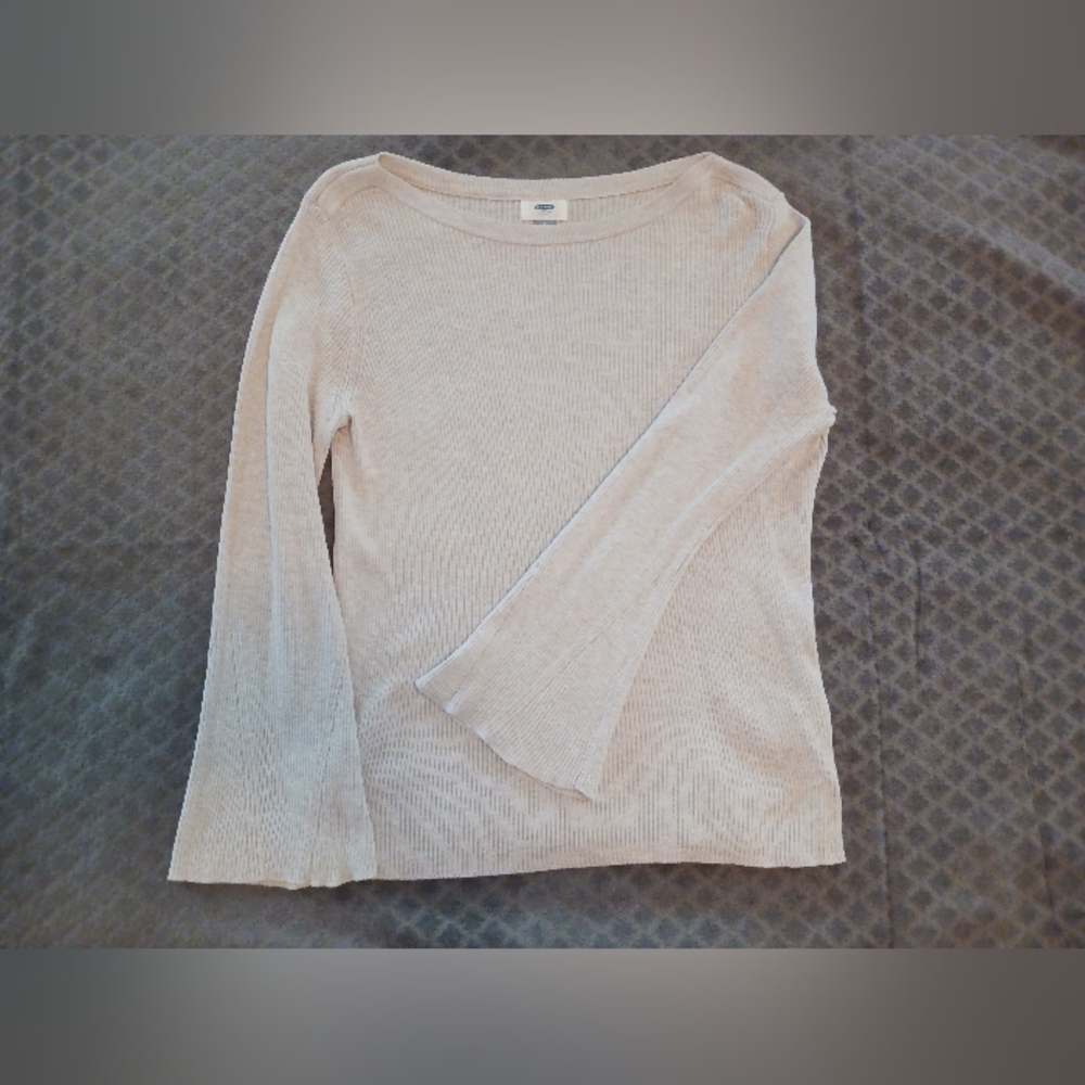 Old navy cream sweater